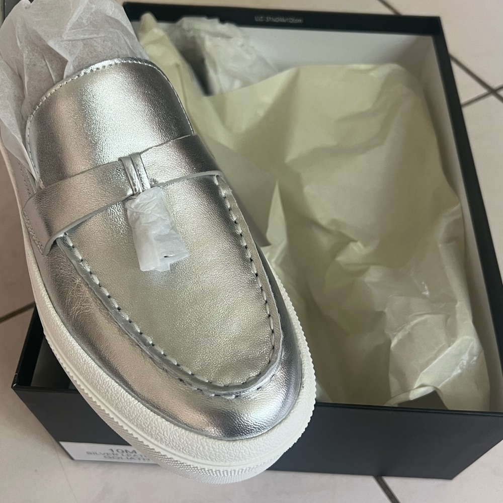 🆕💚 J Slides | Silver Leather Goliath Size 10. Metallic Loafers with Chunky Sole